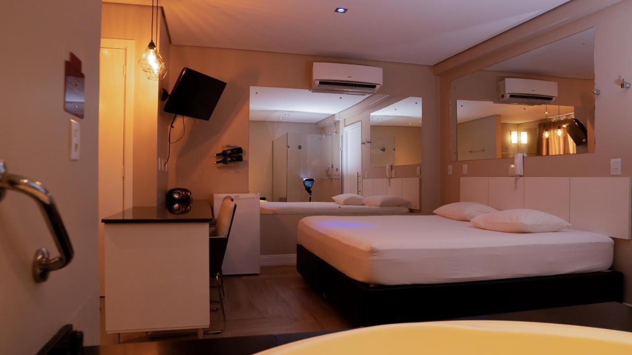 Bangalo Motel By Drops (Adults Only) 圣玛丽亚 外观 照片